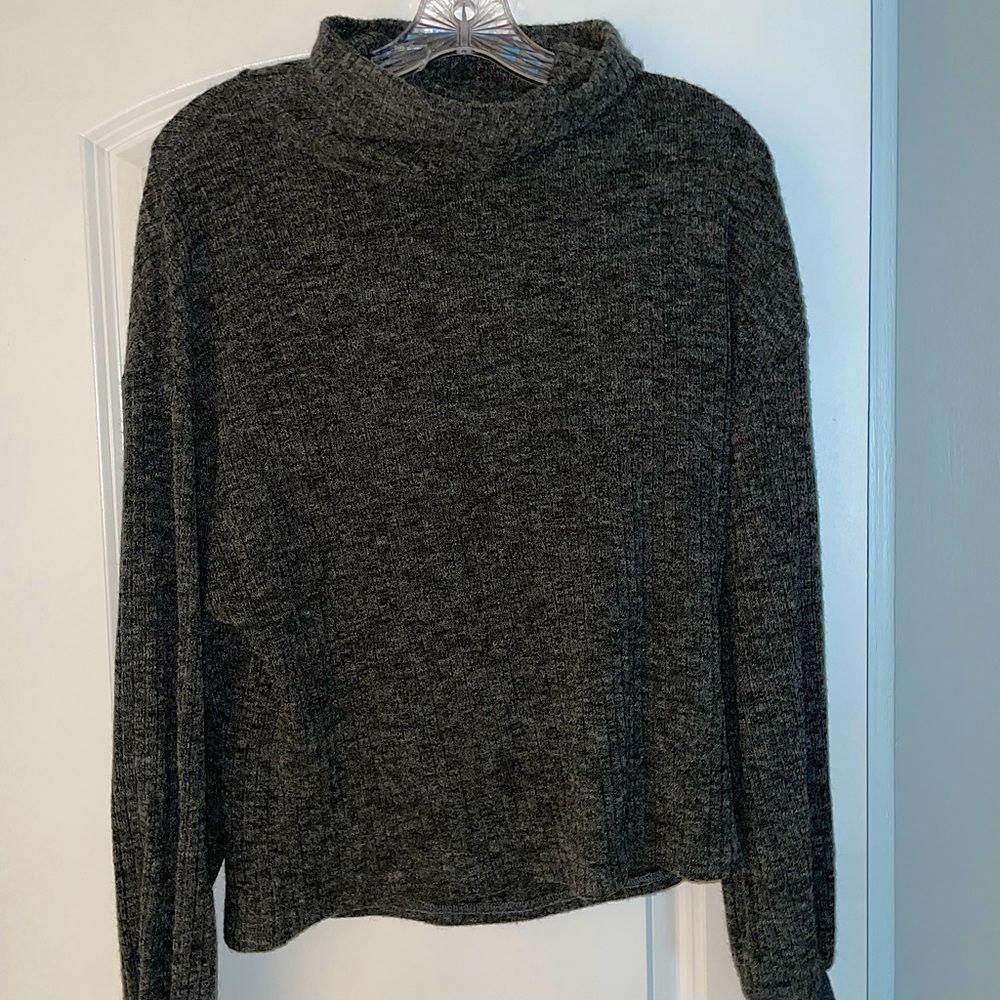 Gray turtleneck womens size small
